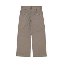 Carregar imagem no visualizador da galeria, Calça Alfaiataria Barra Crew Logo Xadrez