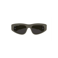 Carregar imagem no visualizador da galeria, Balenciaga Crystals Sunglasses Brown Dark Grey