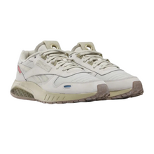 Carregar imagem no visualizador da galeria, Reebok x Nasa Classic Leather Hexalite White