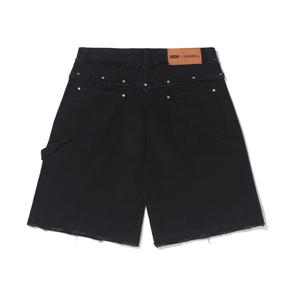 Bermuda Jeans Barra Crew x High Desconstruida Preta