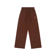 Carregar imagem no visualizador da galeria, Calça Moletom Pace Ripped Marrom
