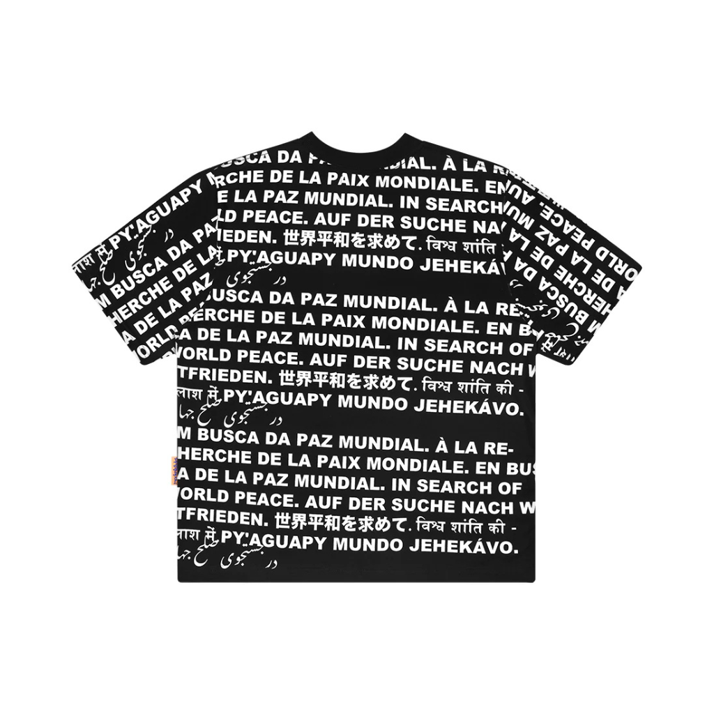 Camiseta Mad Enlatados Idiomas Preta
