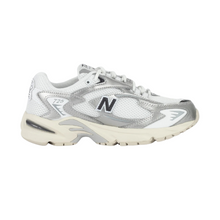 Carregar imagem no visualizador da galeria, New Balance 725v1 Silver Metallic
