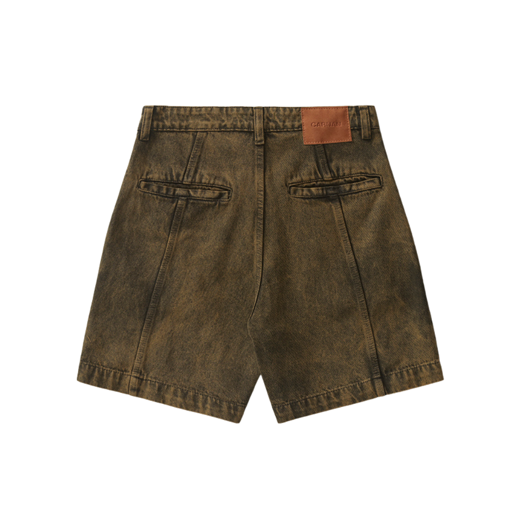 Bermuda Carnan Curved Cut