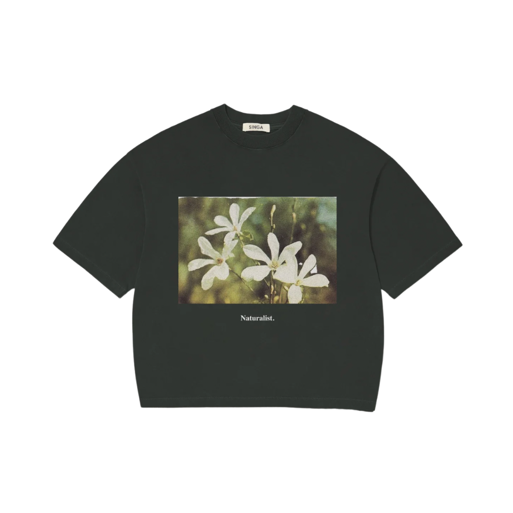 Camiseta Boxy Over Singa Naturalist Preta Estonada